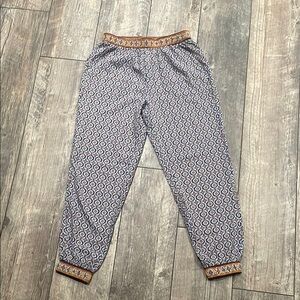 Patterned Pants with Elastic Waistband